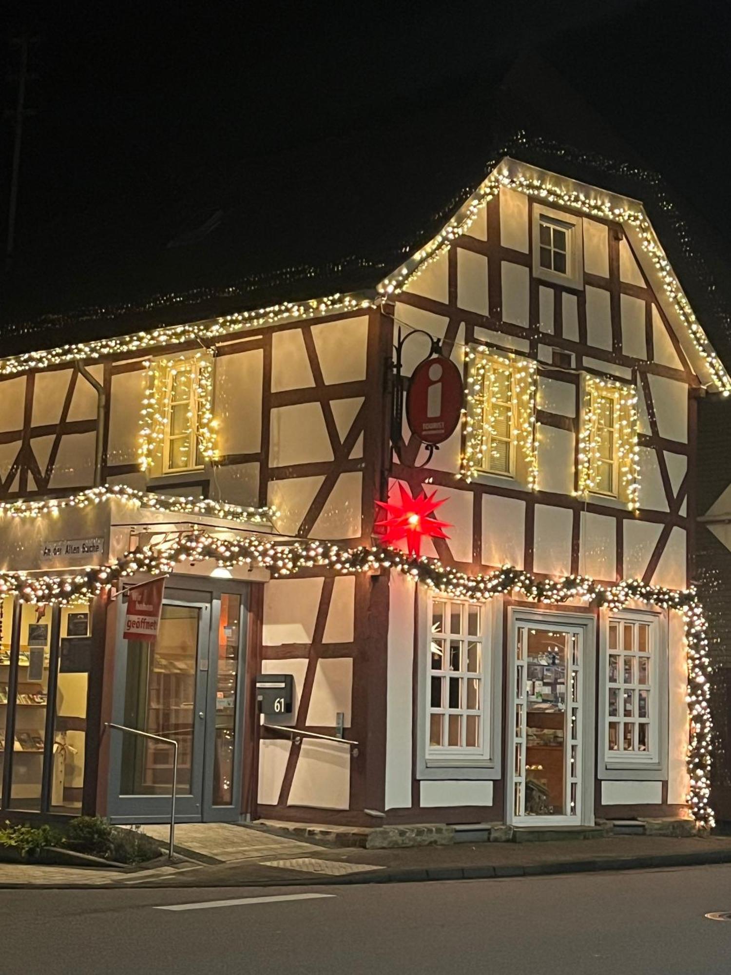 Ferienwohnung "Gaston" Mitten In Waldbreitbach Exterior foto